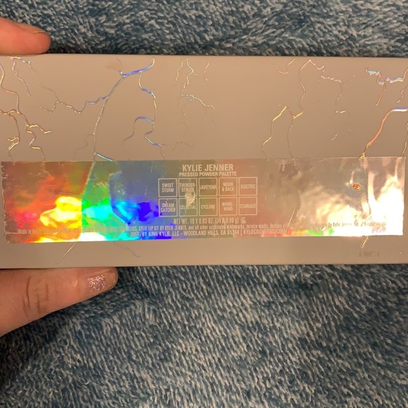 Kylie cosmetics eye of the storm palette - Picture 3 of 7